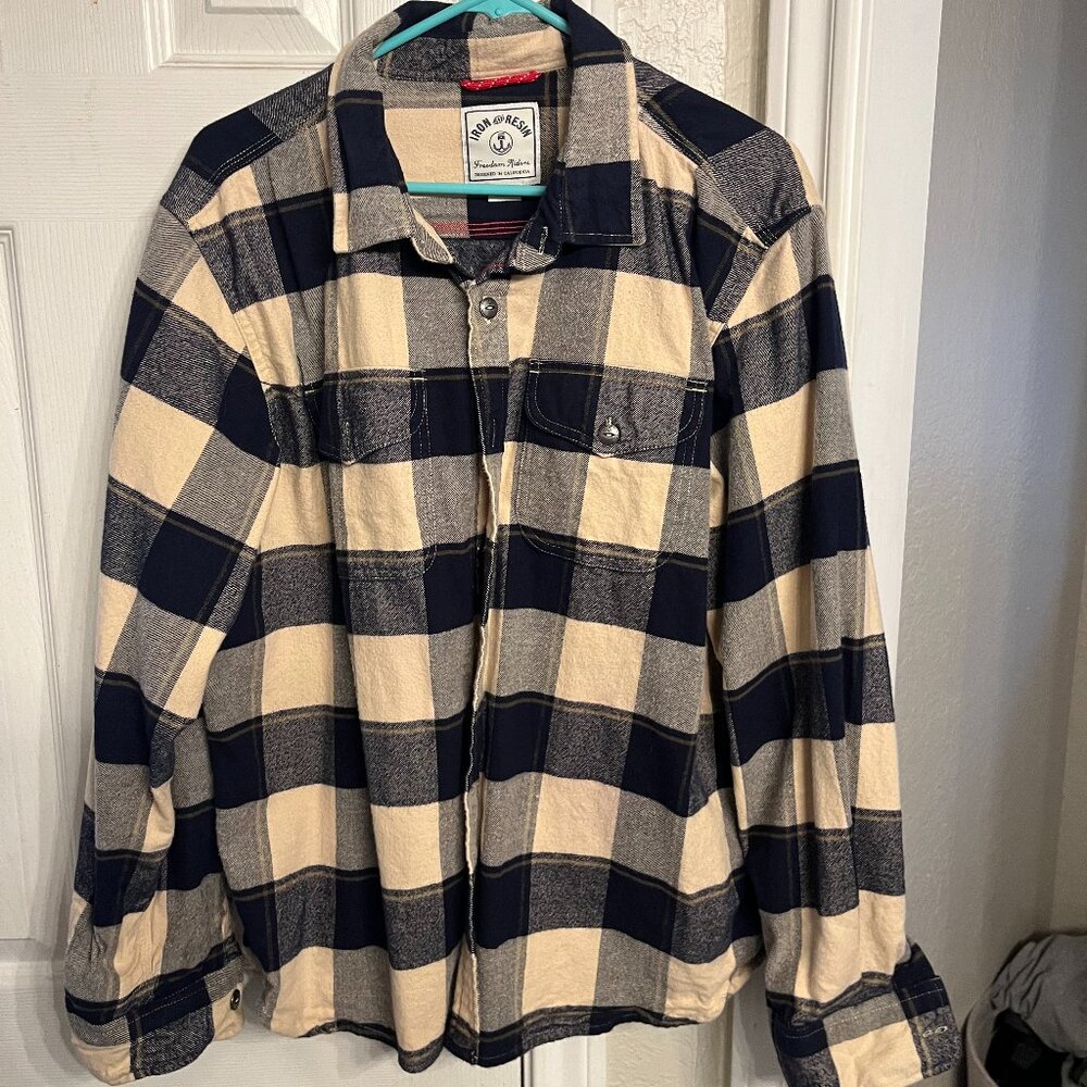 Iron & Resin Flannel